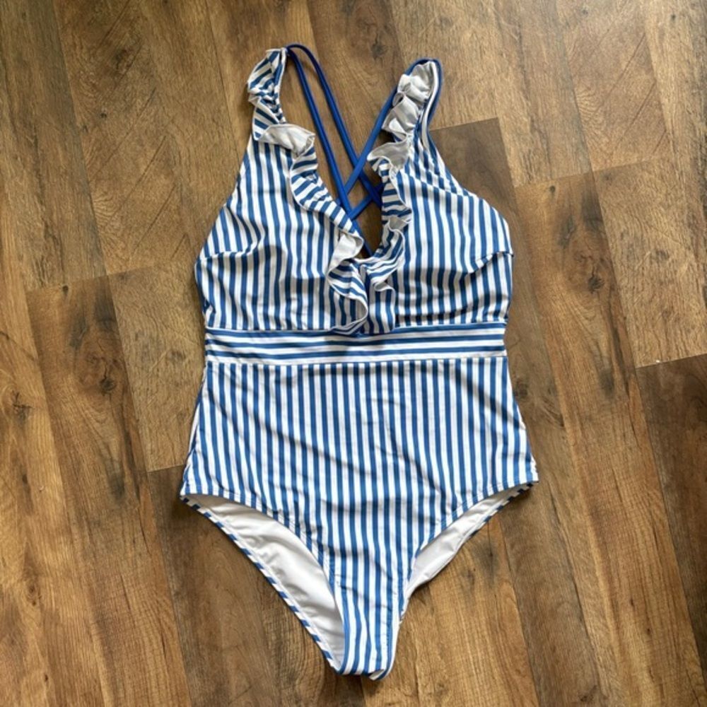 Cupshe L Blue White Striped One Piece Swimsuit Nautical Retro Preppy Boardwalk
